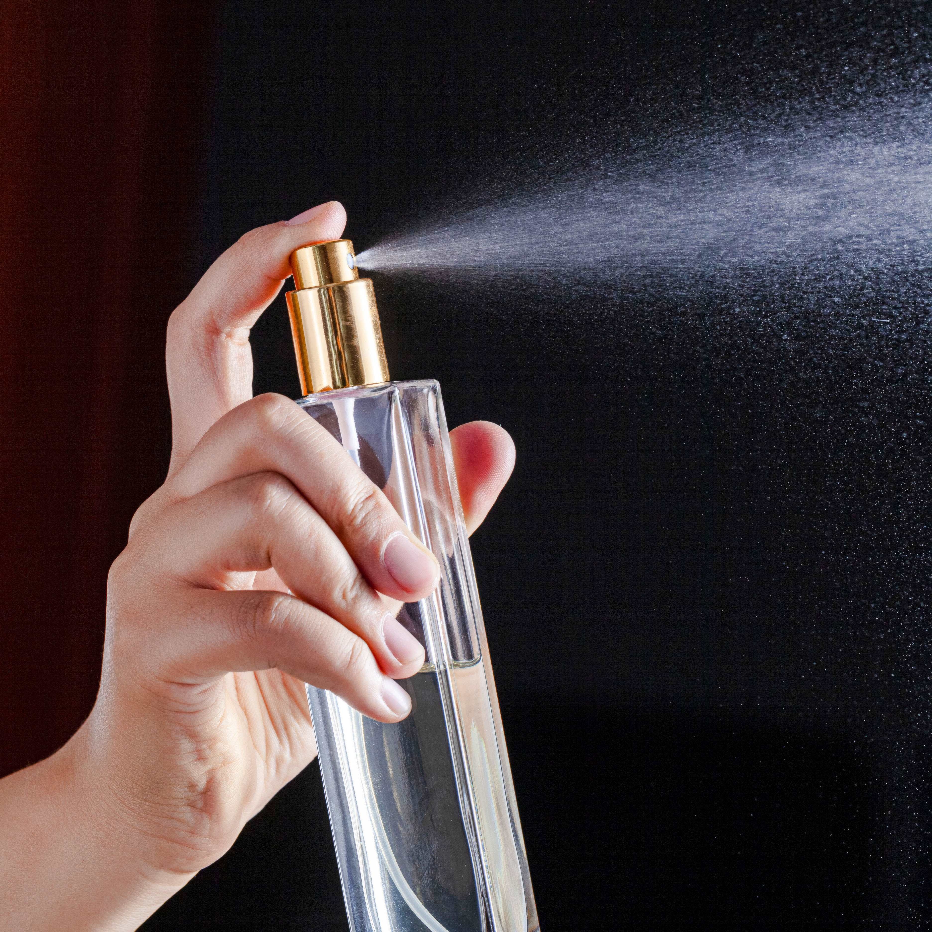 Hot sales square flat round shape cosmetic glass spray perfume bottle