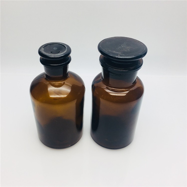 Hot sell 125ml Brown Glass Apothecary Bottle Amber Pharmacy Reagent Bottle with Ground Glass Stopper