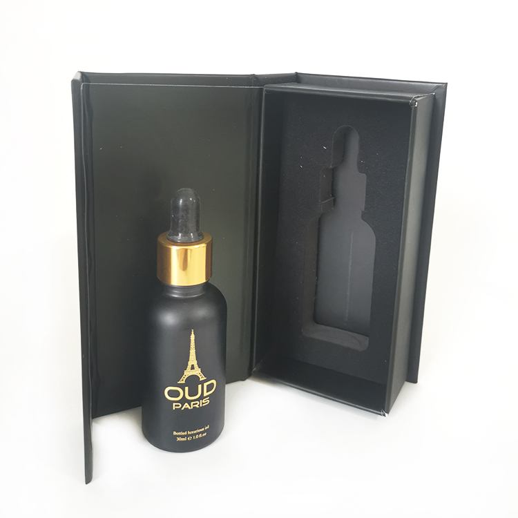 Hot sell CBD oil beard oil packing 30ml frosted black glass dropper bottle with gold logo printing and square gift box