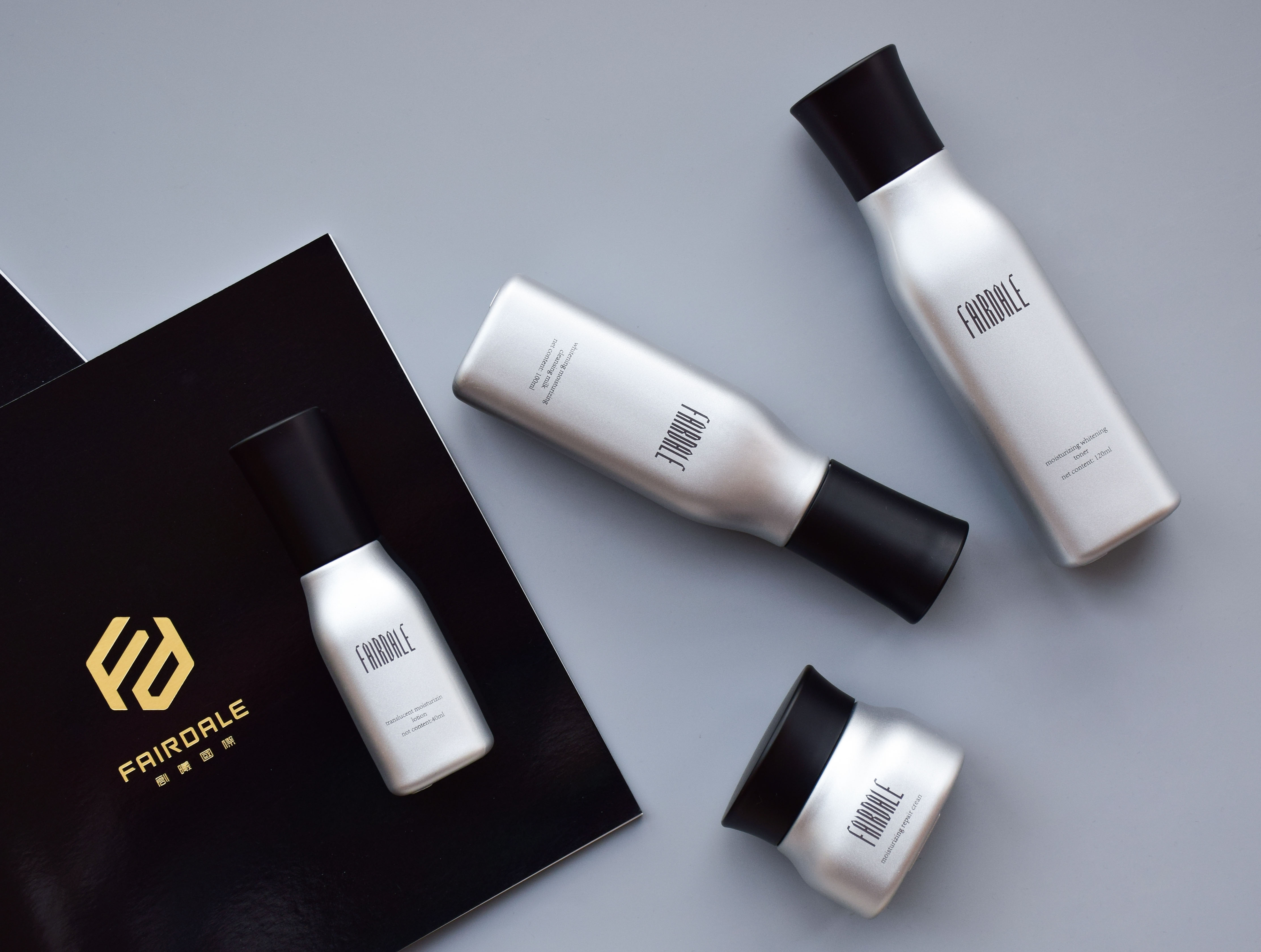Hot sell cosmetic sets glass bottle and jar