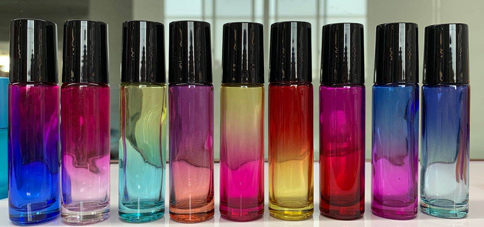 Hot sell in Philippines cosmetic packing colorful gradient color perfume bottles gemstone roller balls glass roller bottle 10ml