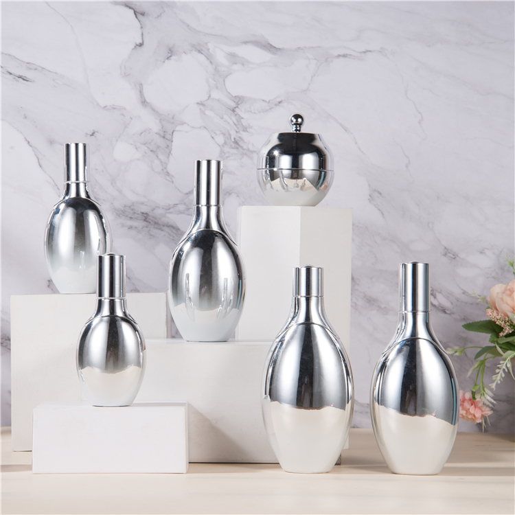 Hot selling 40ml 100ml 120ml 30g 50g glass bottle cosmetic skin care set packaging jar bottle container