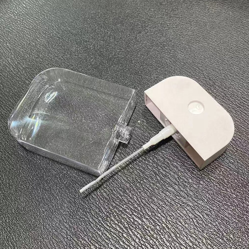 Hot selling 50ml empty plastic hand sanitizer credit card type refillable perfume spray disinfectant bottle with keychain