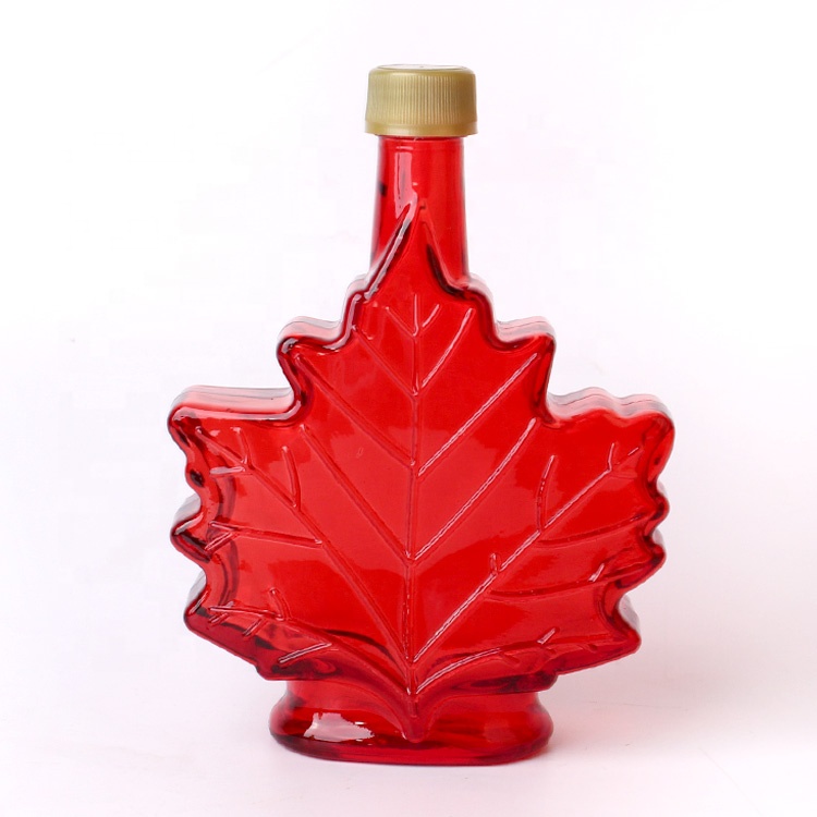 Hot selling 70ml red mini maple leaf shape syrup glass liquor bottles with screw cap