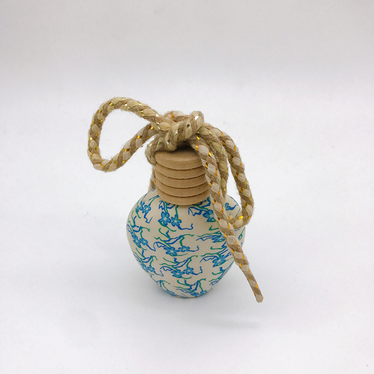 Hot selling Latest Design Car Perfume Bottle Mini Glass Bottle Colored Painting Perfume Bottle