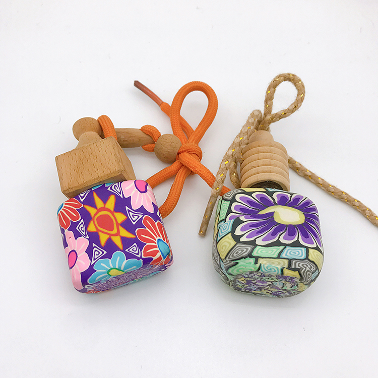 Hot selling Latest Design Car Perfume Bottle Mini Glass Bottle Colored Painting Perfume Bottle
