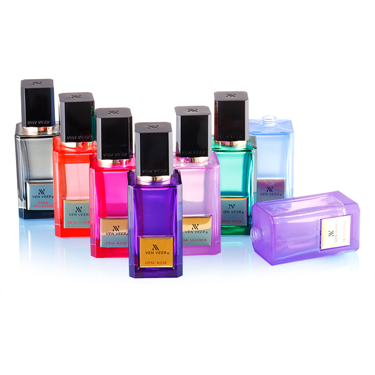 Hot selling customized perfume bottle with zamac plate Custom color glass bottles