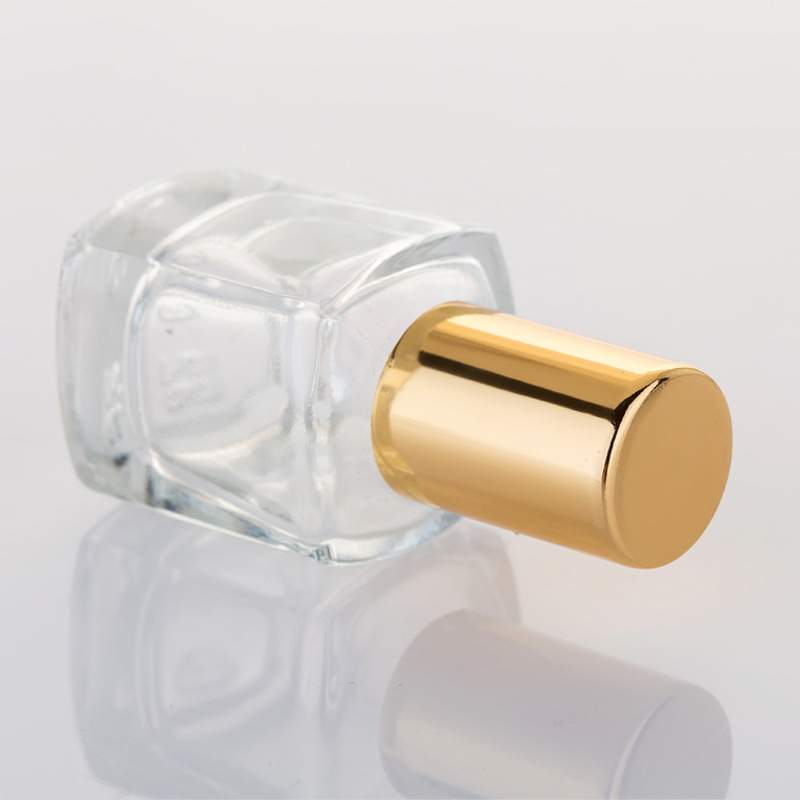 Hot selling high quality fashion 5ml essential oil square refillable glass perfume bottle