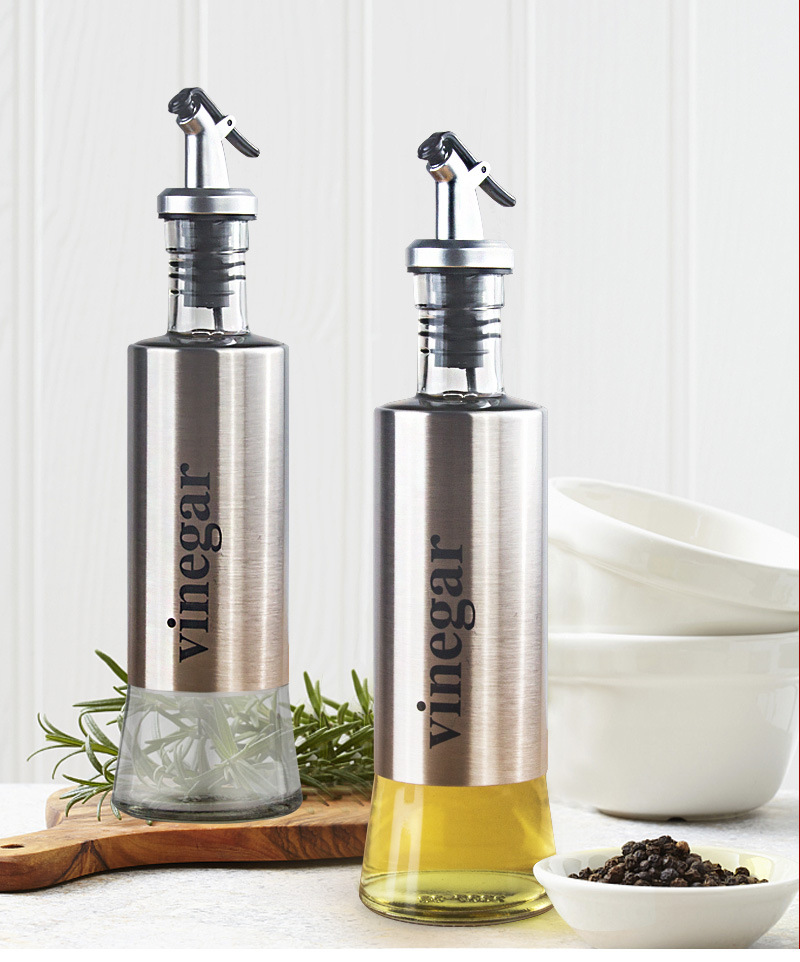 Hot selling home kitchen glass oil pot bottle stainless steel Castor leak-proof soy sauce bottle