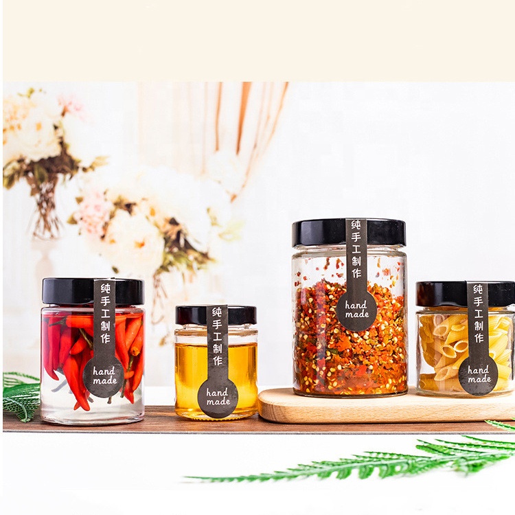 Hot selling reusable chili sauce storage jar food grade clear glass food container