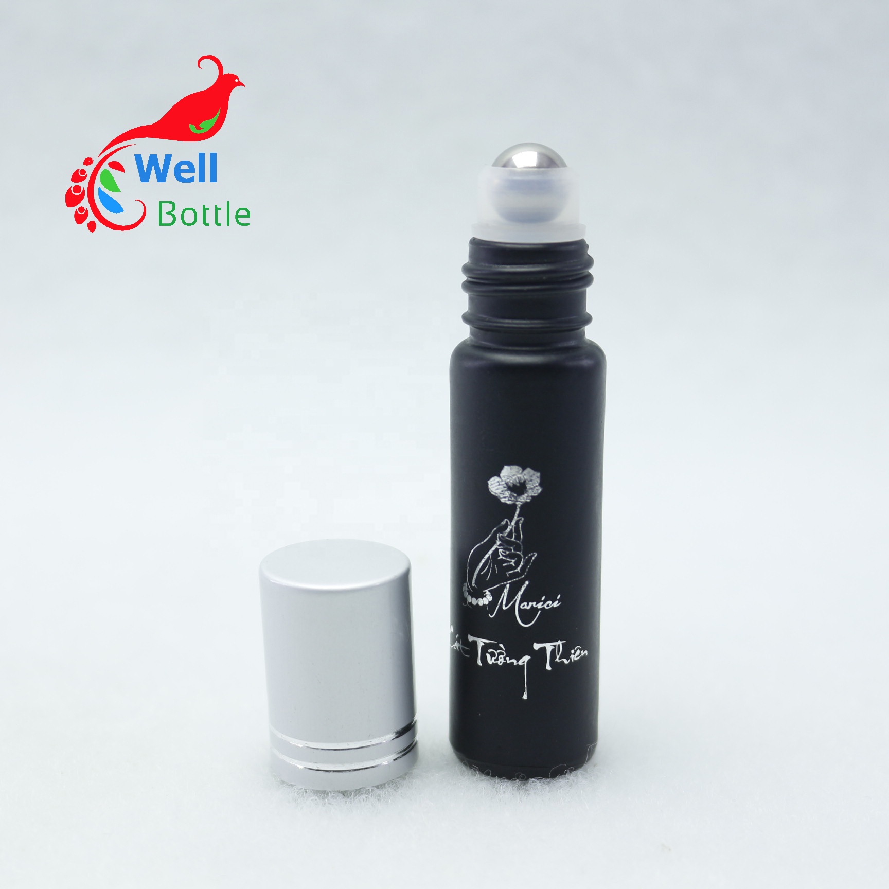 Hot stamping LOGO matte black glass roll on applicator bottle for cosmetic liquid lipstick roller bottle RO80E