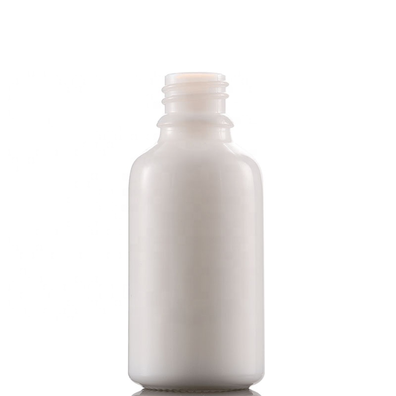 Hottest sale 20 ml 30 ml 50 ml 100 ml pearl white porcelain Empty Essential Oil Glass Bottle