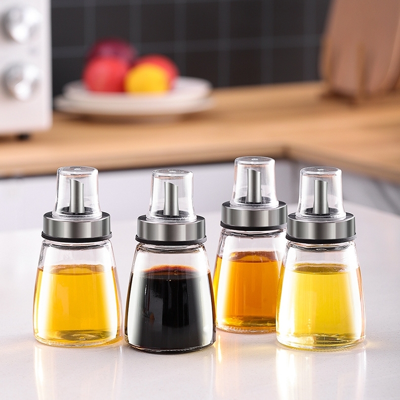 Household small sealing oil glass pot oil proof seasoning soy glass jar in kitchen for vinegar soy