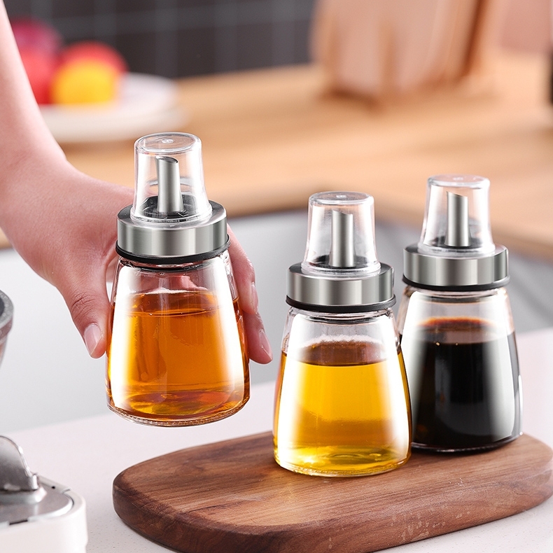 Household small sealing oil glass pot oil proof seasoning soy glass jar in kitchen for vinegar soy