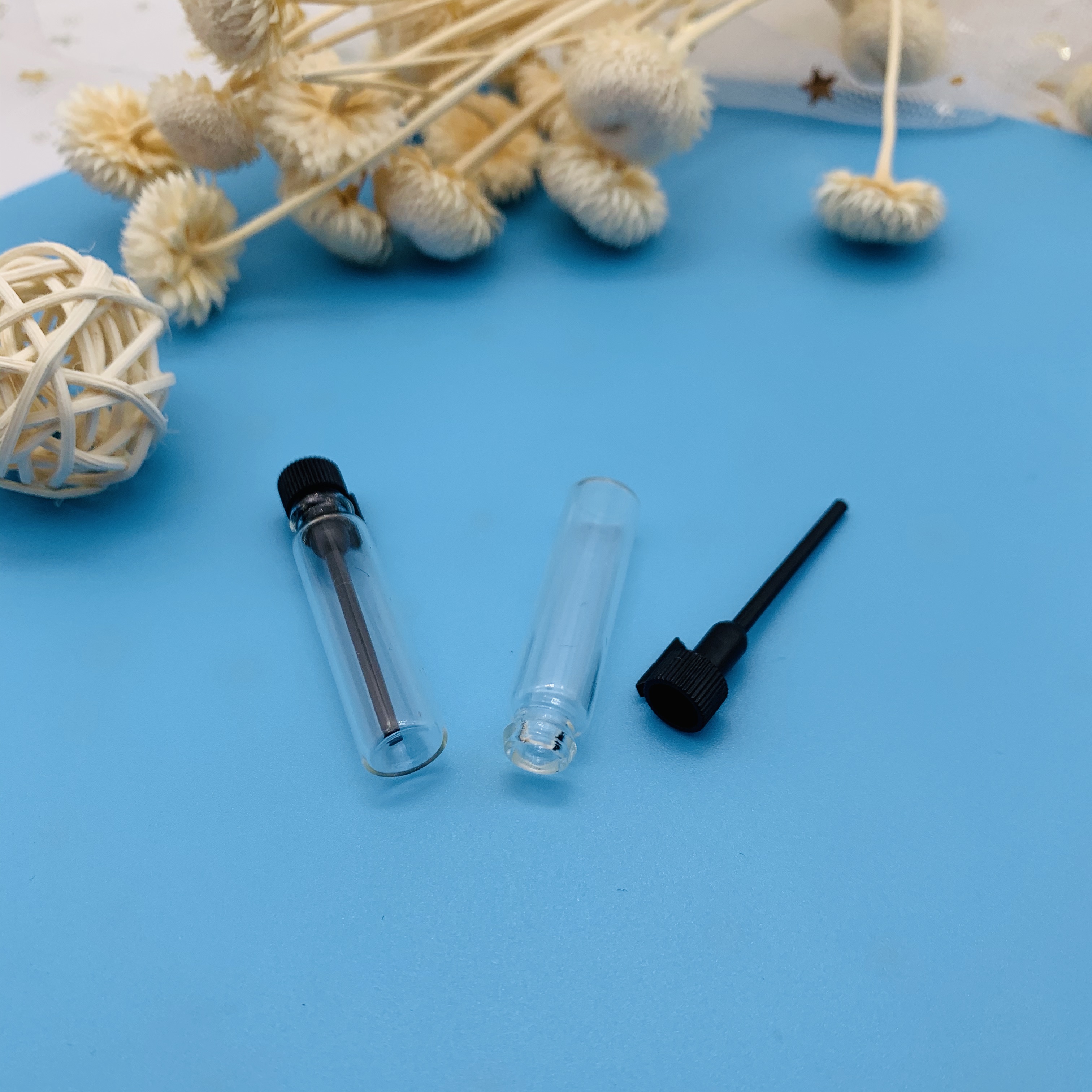 IN STOCK Wholesale 1Ml Small Mini Clear Empty Glass Perfume Bottles