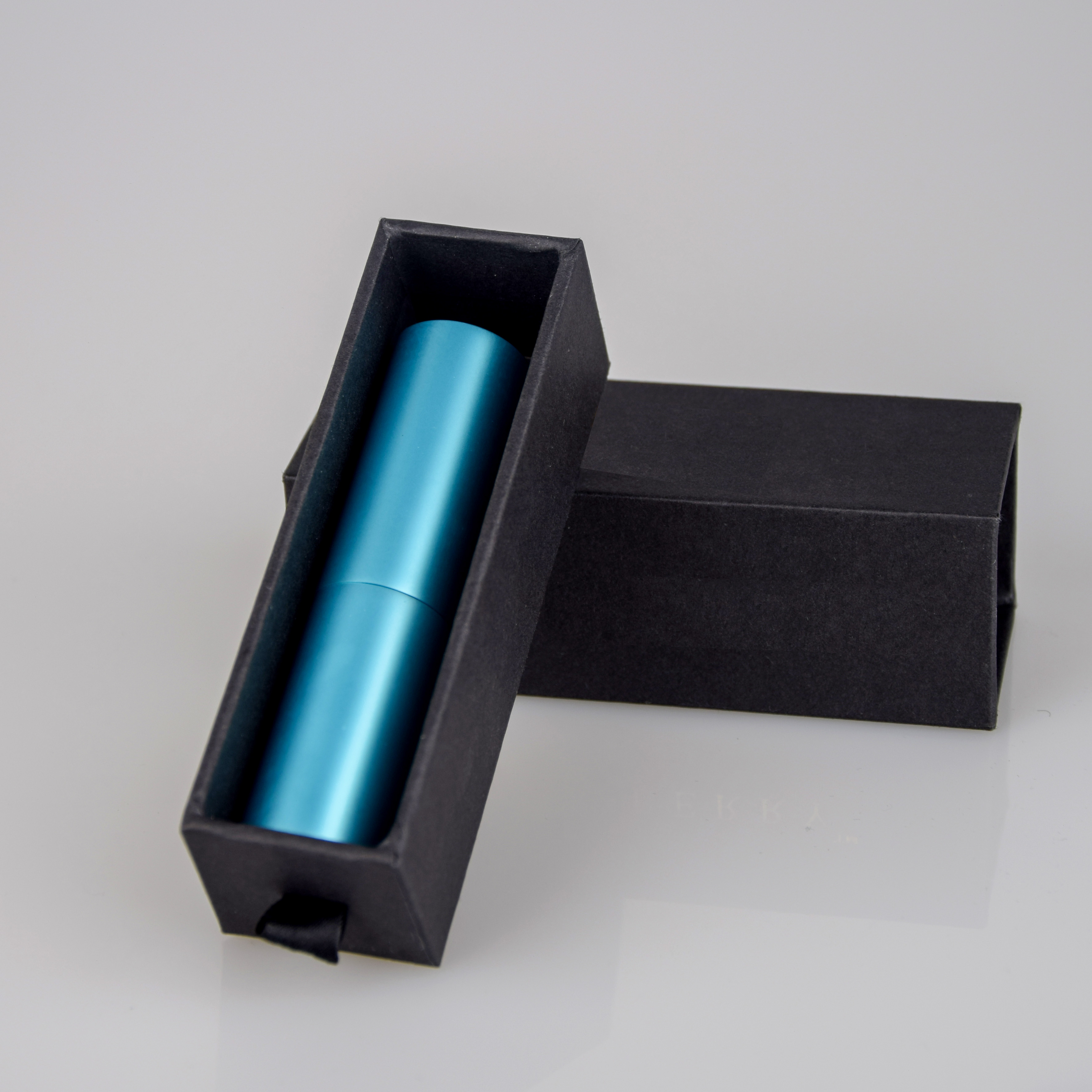 In Stock 5Ml 8Ml 10Ml 15Ml 20Ml Refillable Spray Aluminum Twist Up Atomizer Perfume Bottles
