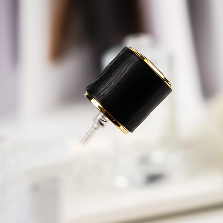 In Stock China Supplier 30ml 50ml 100ml Luxury Empty Glass Perfume Spray Bottles Custom Perfume Spray Bottle