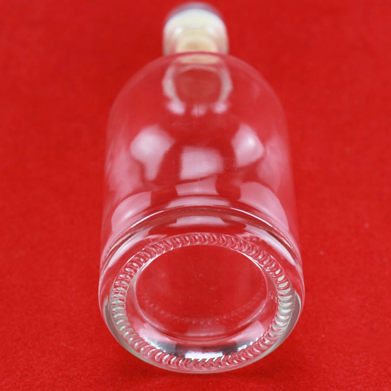 In Stock International Standard Super Flint 500ml 700ml 750ml Round Shape Rum Gin Glass Liquor Bottle With Cork