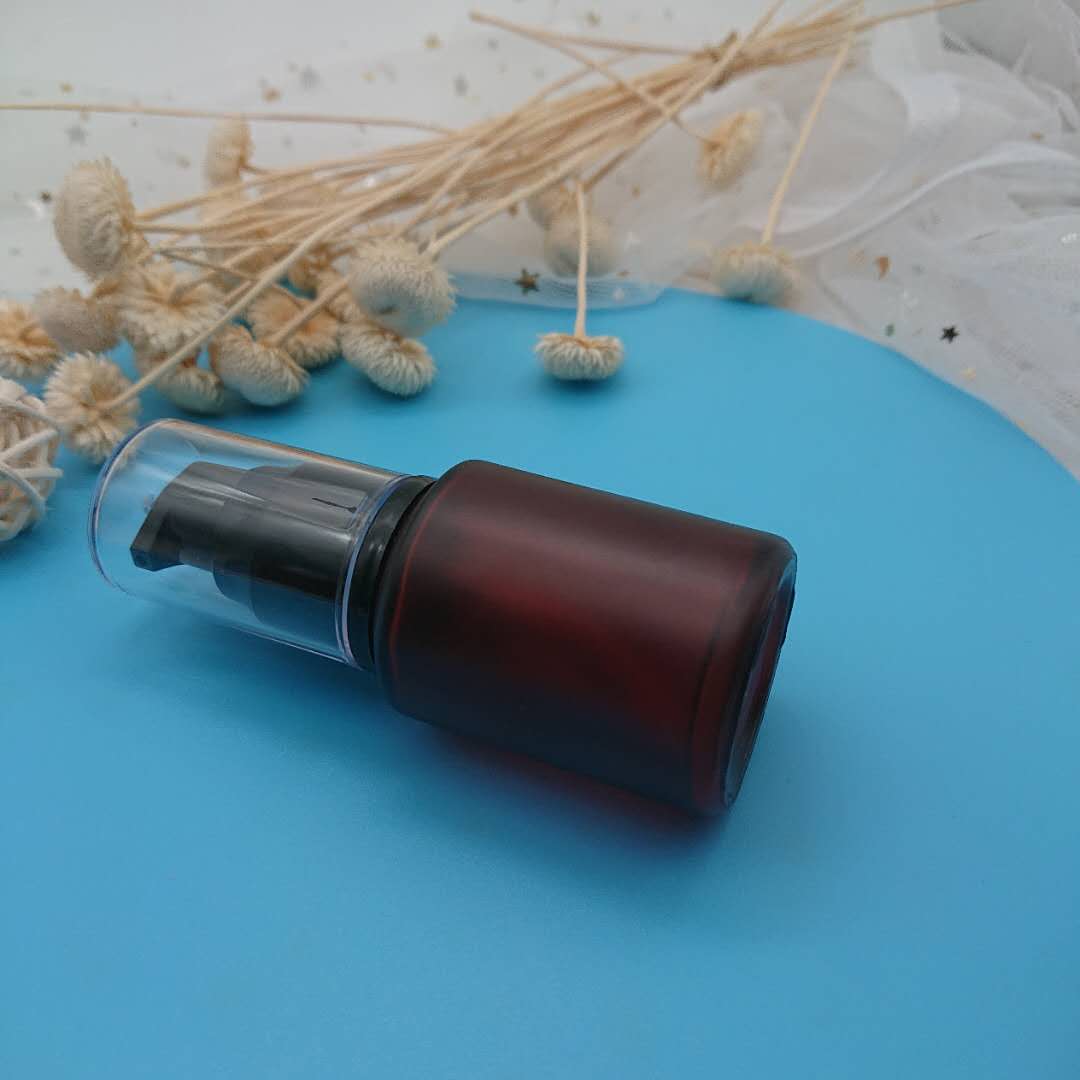 In Stock facial cream 15ml 30ml sloping shoulder lotion pump glass bottle