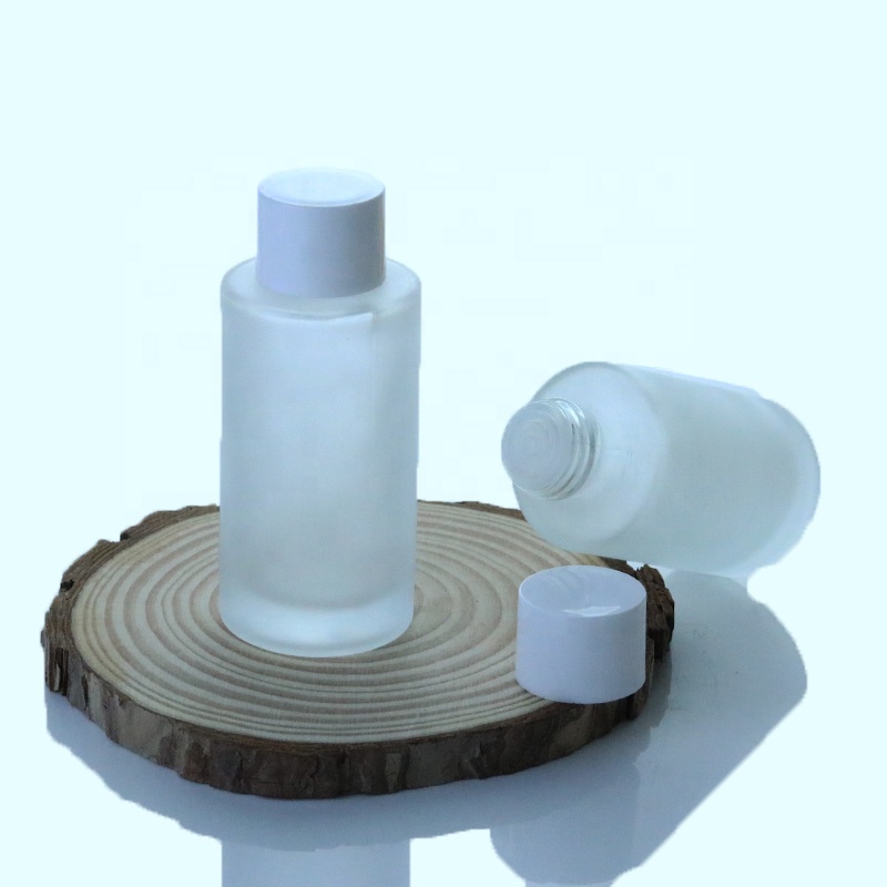 In stock 30ml 60ml 100ml 120ml flat shoulder frosted glass bottle toner with screw cap (EPG29)
