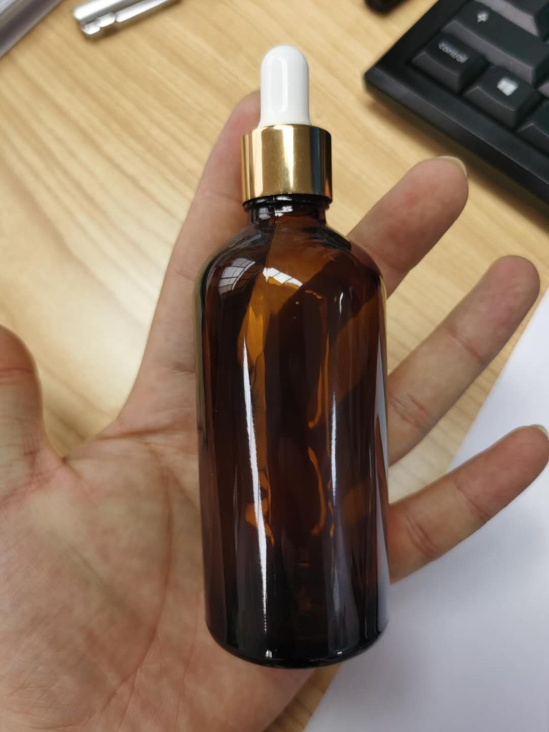 In stock, 5ml 10ml 15ml 20ml 30ml 50ml 100ml frosted glass essetnial oil dropper bottle with rose gold dropper
