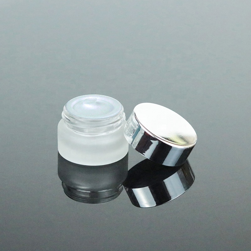 In stock low MOQ frosted glass cream jar 5ml lip balm container with silver lid (GJM19)