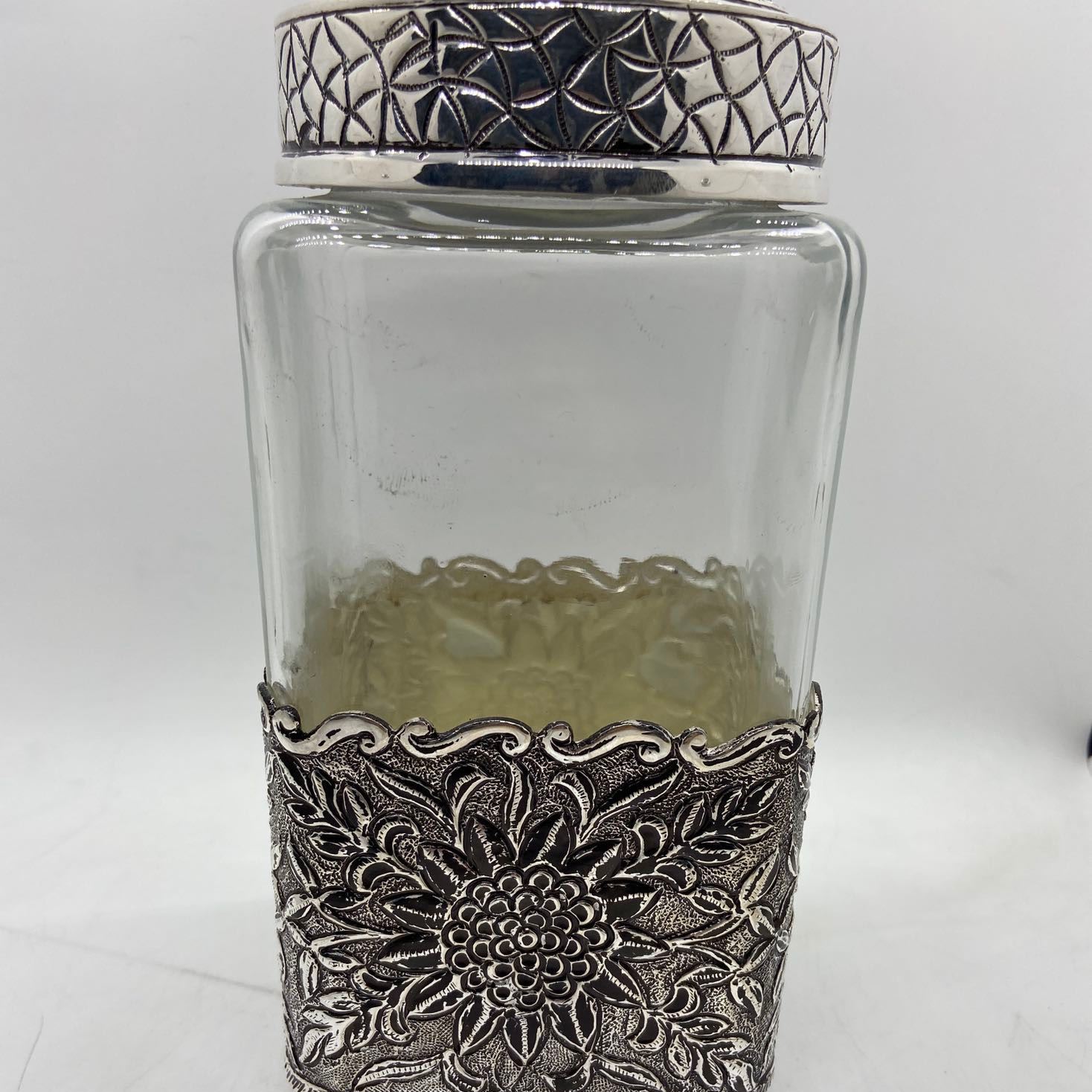 Jar 925 SIlver Storage Jar Nature Engraving Designed Jar Food Jar used for Tabletops Home decoration and Kitchen storage jars