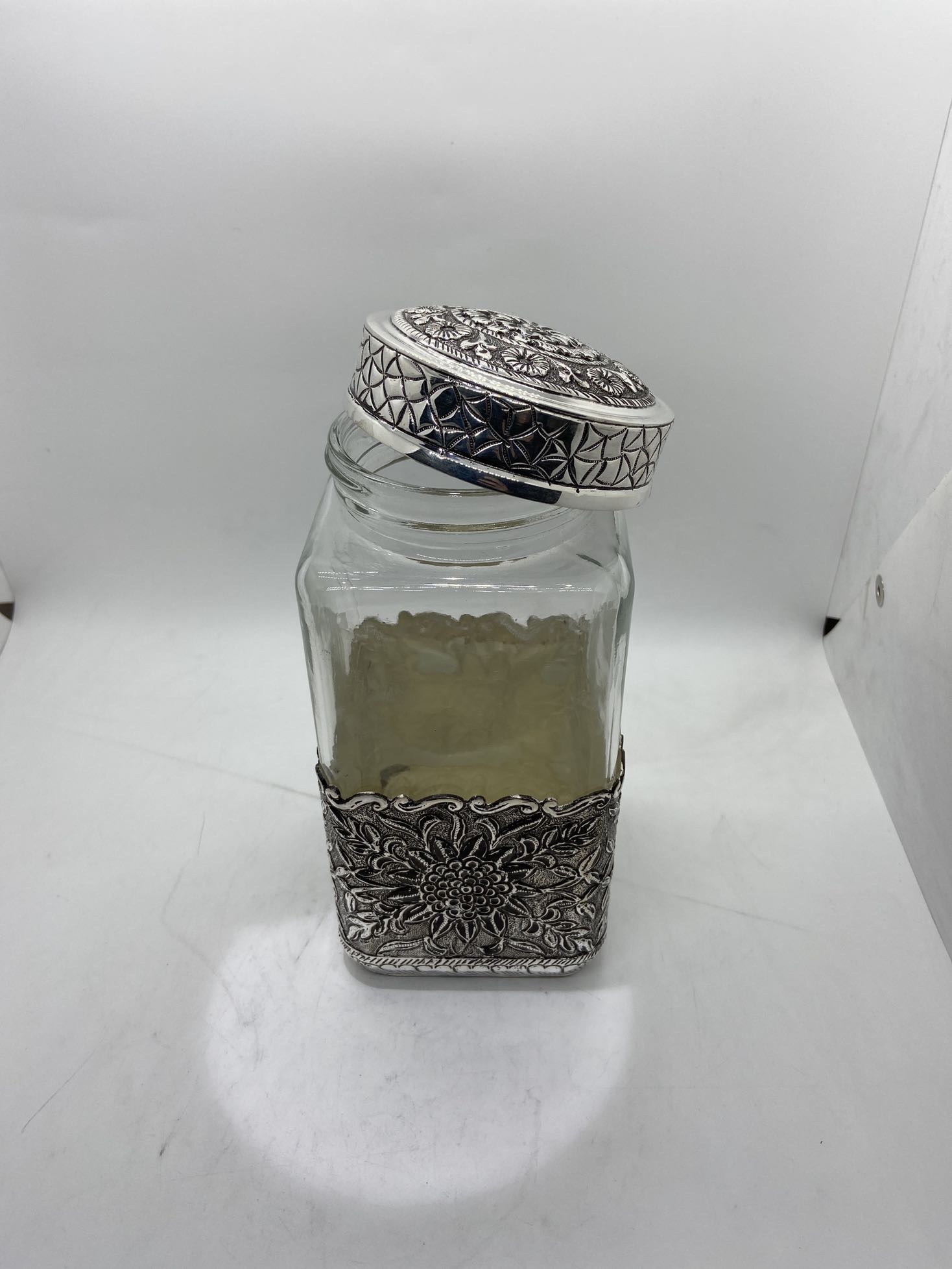Jar 925 SIlver Storage Jar Nature Engraving Designed Jar Food Jar used for Tabletops Home decoration and Kitchen storage jars