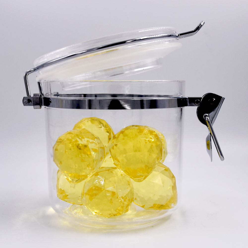 Jar Storage 670ml Wholesale Food Storage Plastic Jars Acrylic Storage jars With Clamp Airtight Lids