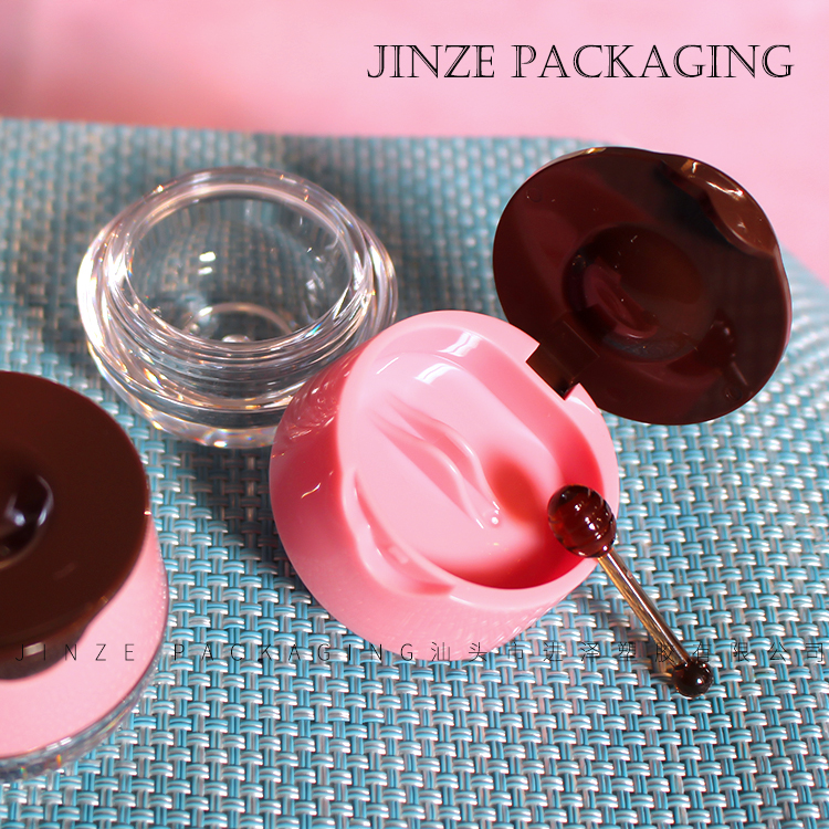 Jinze Cosmetic Packaging OEM Honey Pot Lip Care Containers Ball Shape Cute Lip Balm Cases Jars