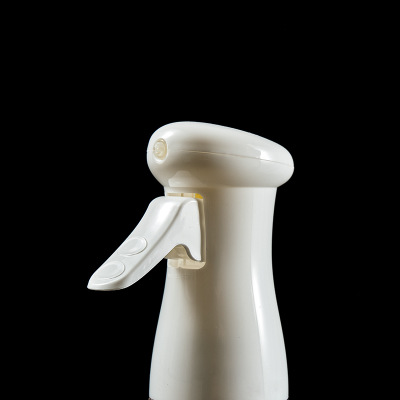 Kitchen Fitness Spray Pneumatic Grill Cooking Oil Spray Olive Oil Mist Controlled Oil Bottle