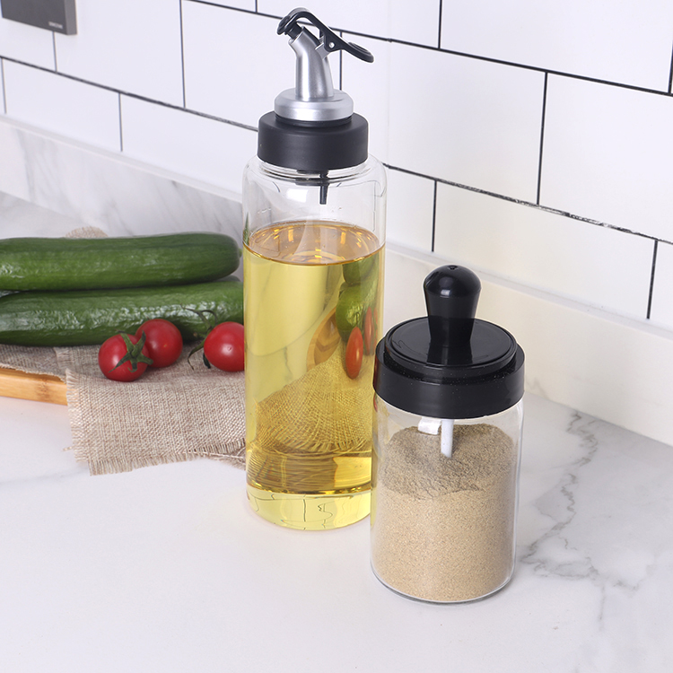Kitchen Use Glass Spice Jar For Pepper Salt Storage Glass Oil Pot Dispenser