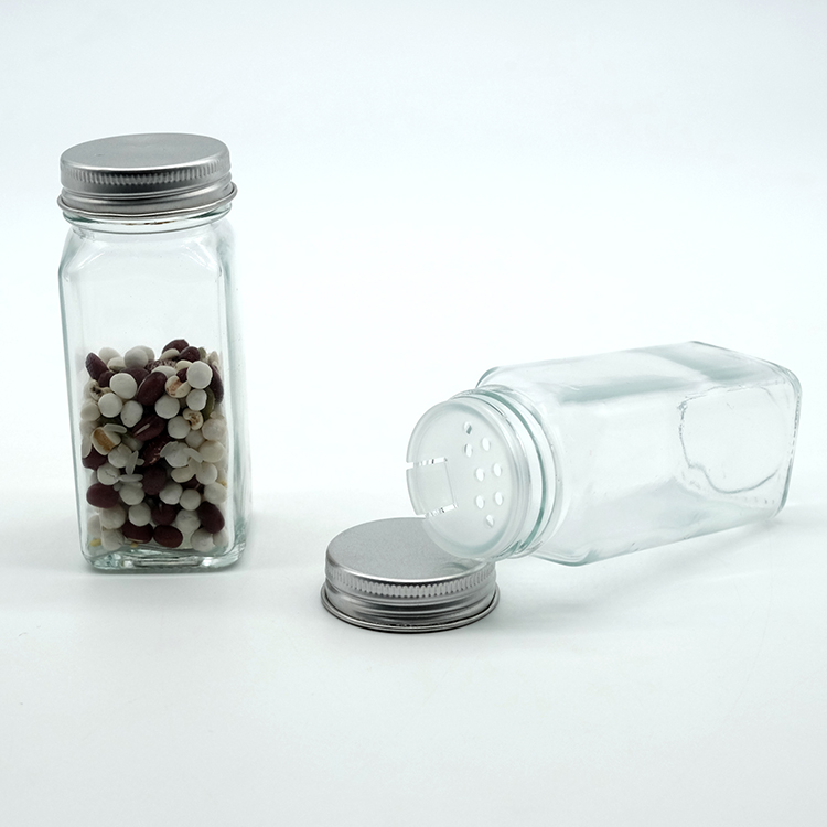 Kitchen Use Square Shape Glass Bottle 110ml Seasoning Bottle with Double Lid Spice Glass Bottle for Condiment
