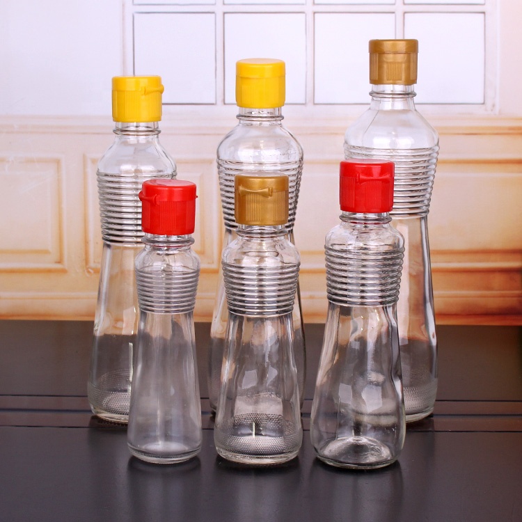 Kitchen hot sell 4oz 12oz empty glass sesam seed oil soy sauce bottle with plastic dispenser