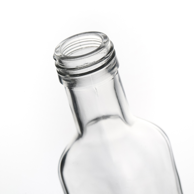 Kitchenware High Quality Manufacturers Clear Square Glass Olive Oil Bottle Customize 250ml 260ml Square Glass Oil Bottle