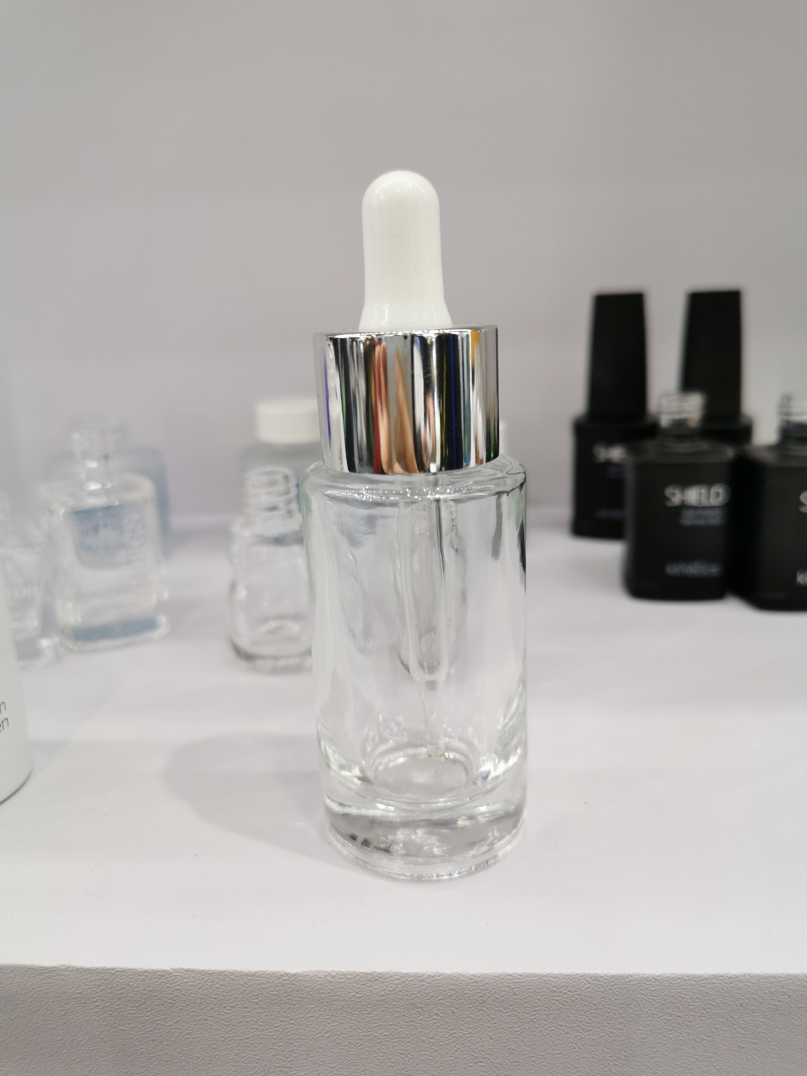 LANJING Frosted Clear Amber 30ml 50ml 60ml 100ml Round Flat Shoulder Glass Serum Bottle with pipette
