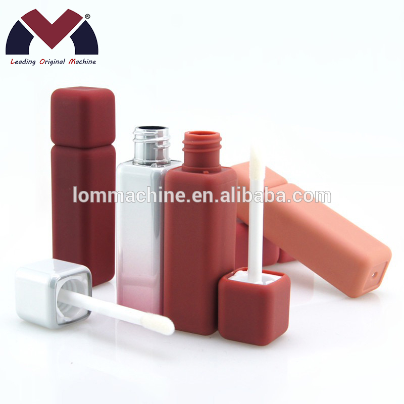 LOM-A02 China Supply Cheap Bright Color Beautiful Colors Lip Gloss Private Label rubber square bottles