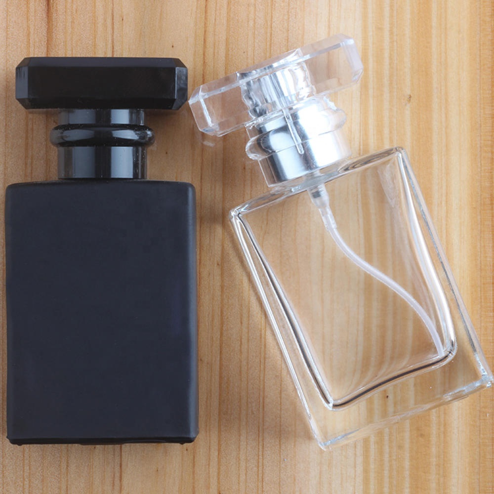 LOW MOQ Square Clear Black Victoria Sercret MIst Spray Pump Perfume Glass Bottle 30ml 50ml