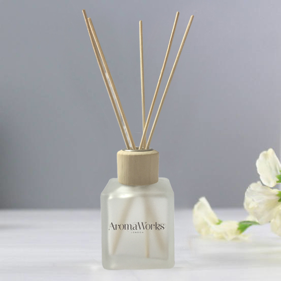 LX custom logo printed round 100ml 200ml frosted wholesale glass reed diffuser bottles