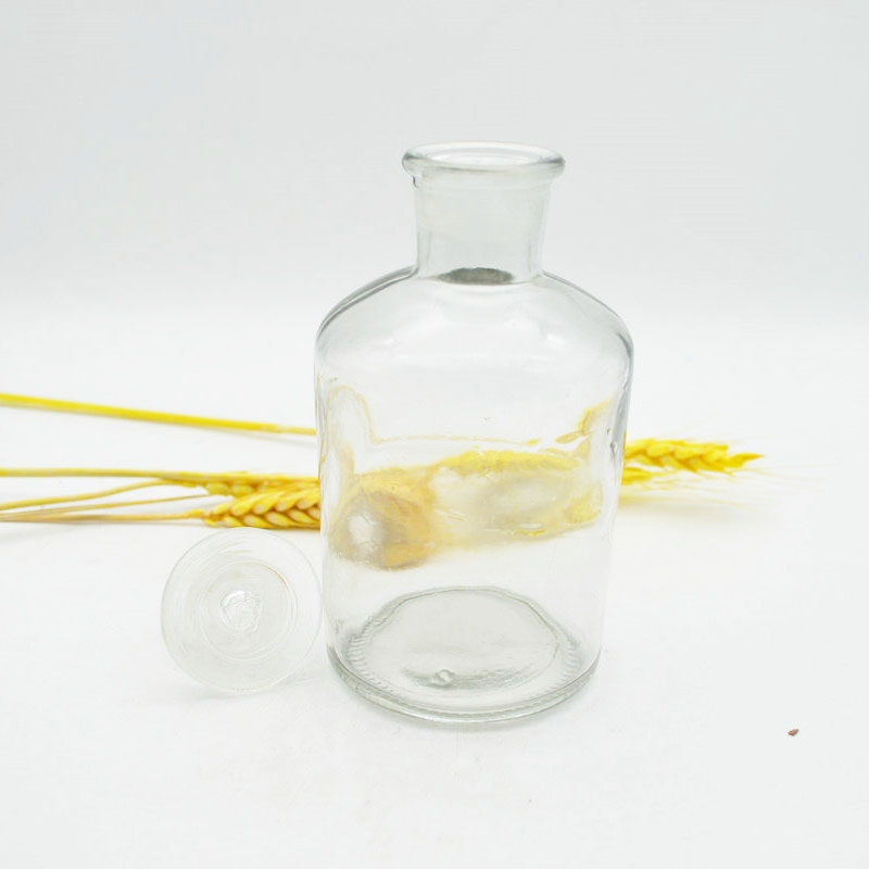 Laboratory Glassware 250ml Clear Glass Glass Narrow-Mouth Chemical Reagent Bottle With Ground-in Glass Stopper