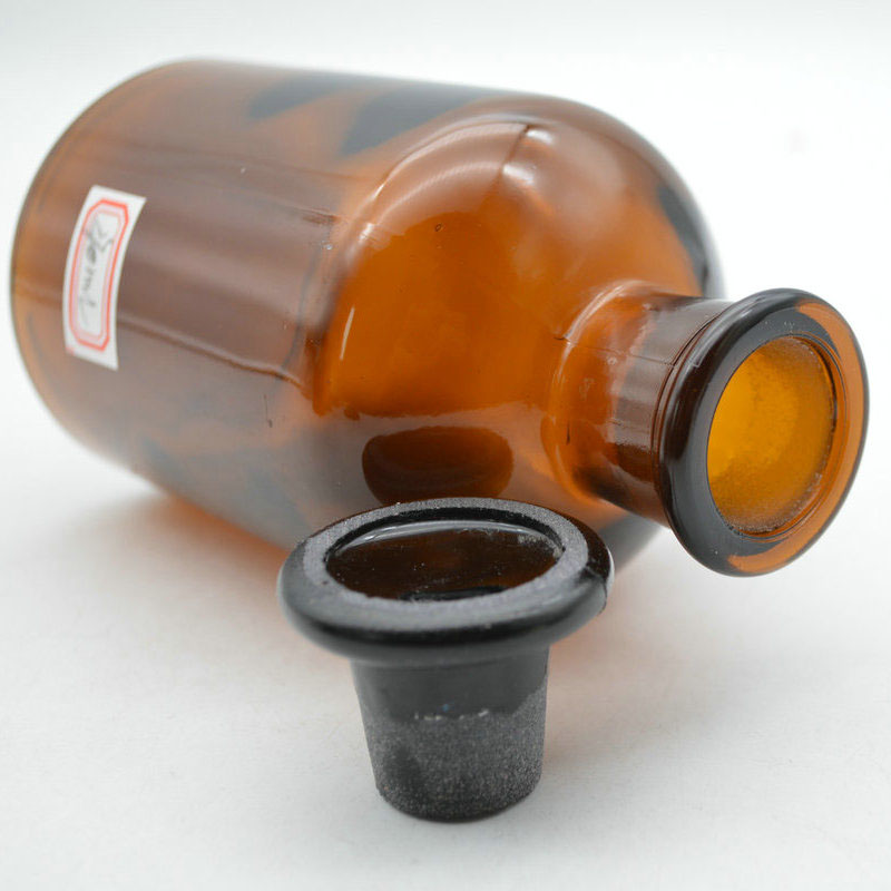 Laboratory narrow mouth 250ml Amber glass Reagent Bottle Media Storage bottle for sale