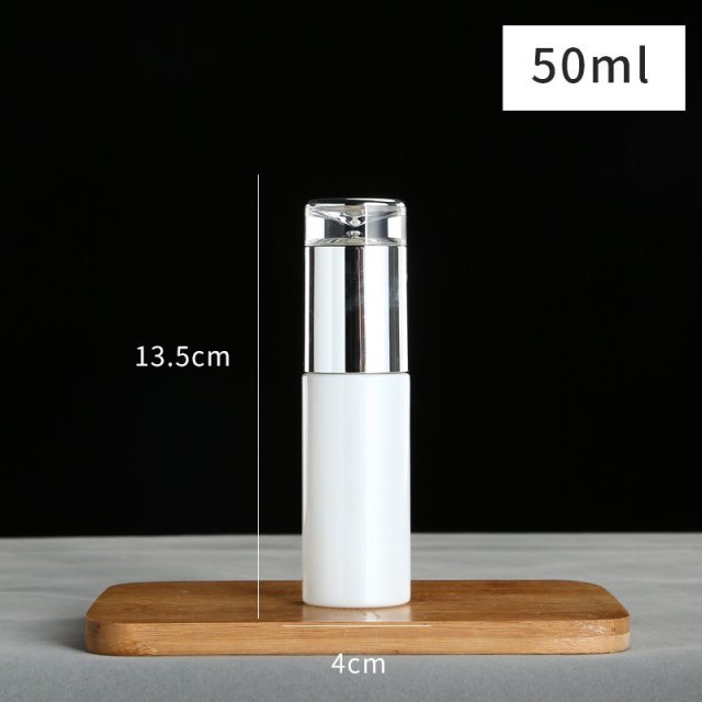 Lady Cosmetics Packaging 15g 30g 50g 50ml 100ml Acrylic caps Luxury Gold Empty Lotion Bottle and Body Scrub Jar