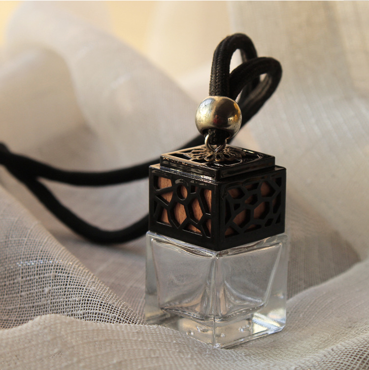 LanJing new design 6ml 10ml Square Shape Glass Car Perfume Bottles Empty Hanging Car Diffuser Bottle