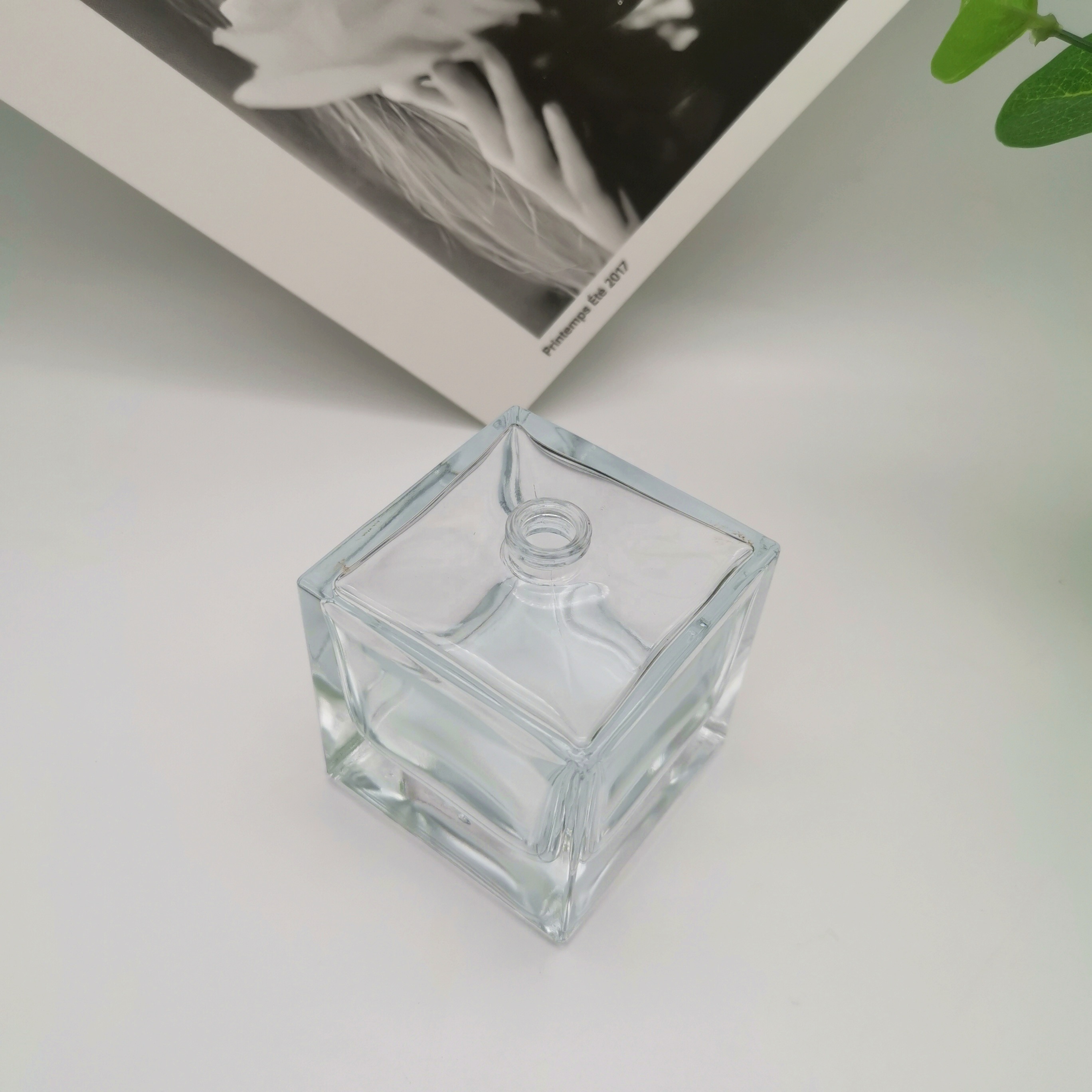 Large Cube Glass Perfume Bottles Wholesalers