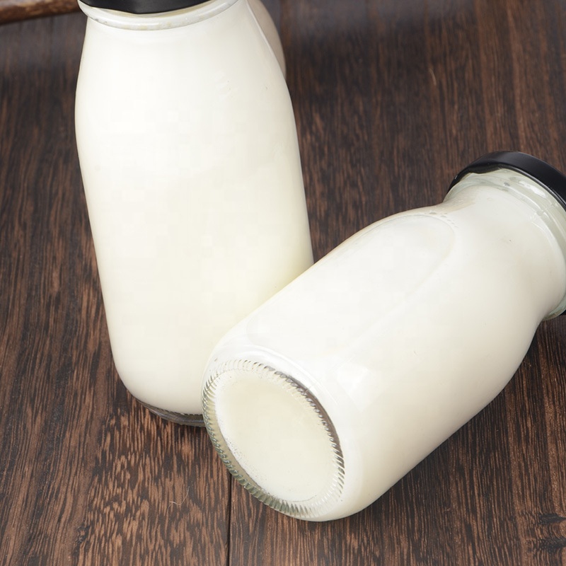 Large capacity 250ml 500ml coconut milk drink bottle 1 liter yogurt drinking glass milk bottle with metal lids