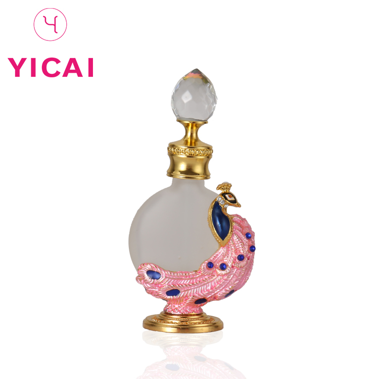 Latest Design 15ml Opaque Glass Empty Dubai Dropper Perfume Bottle