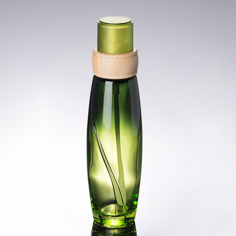 Lotion Pump Bottle Cylinder Glass with Screw Cap Bamboo ECO Friendly Luxury Cosmetic Packaging Stock Product Empty 100ml Green