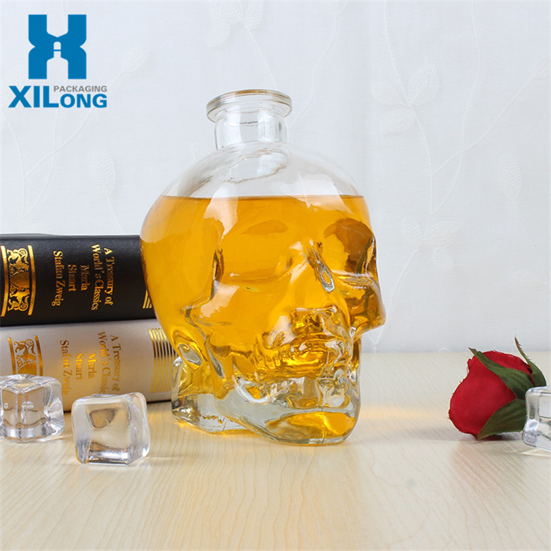 Low Cost Manufacturer Clear Super Flint Empty Skull Shape 750ML Vodka Liquor Glass Bottles For Whisky