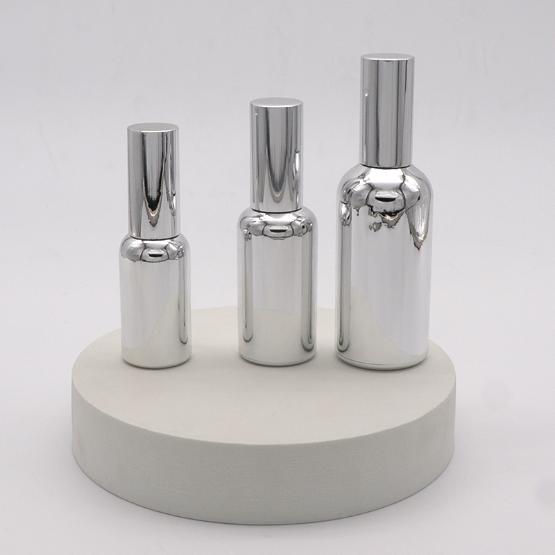 Low MOQ 30ml 50ml 100ml beautiful Silver color glass bottles with spray and lotion pump
