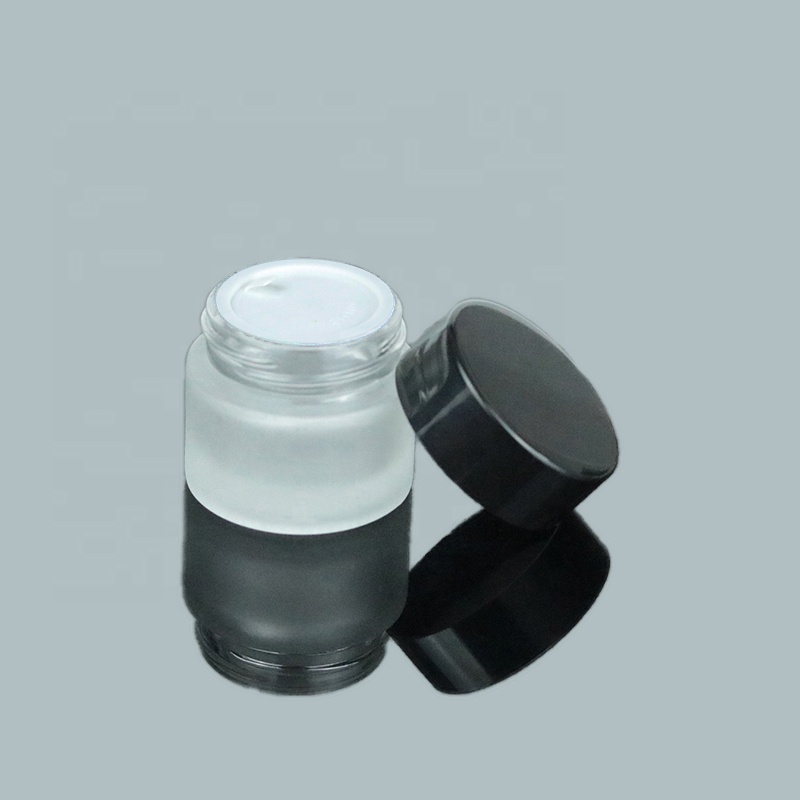 Low MOQ Mini Frosted Lip Balm Empty 5g 5ml Round Eye Cream Glass Jar With PP Black Lid (GJM18)